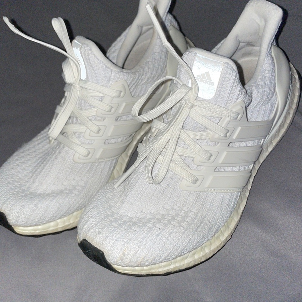 Ultra boosts adidas shoes